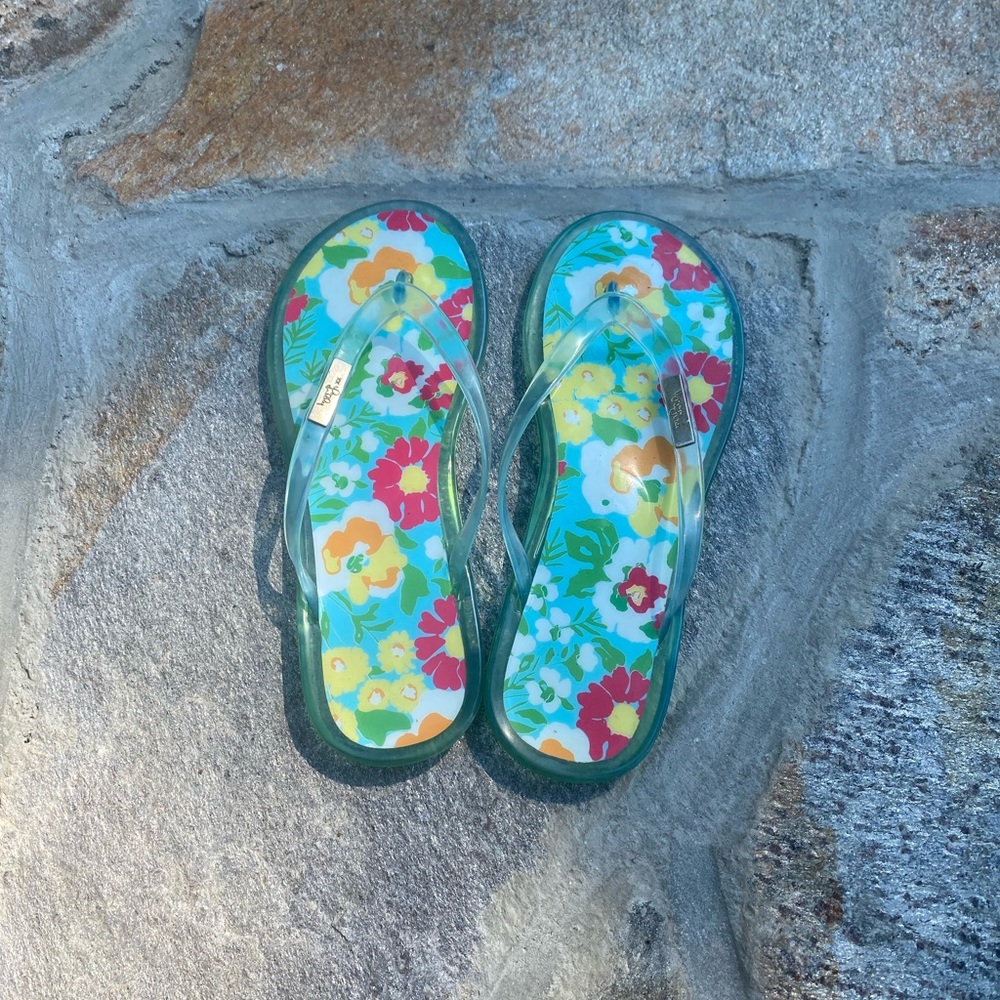 Lilly Pulitzer flip flops